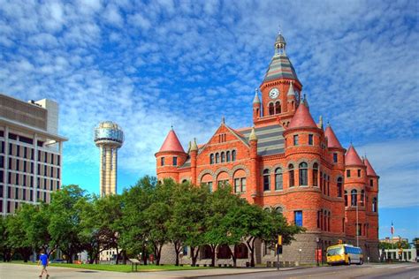 The Old Red Court House in Dallas